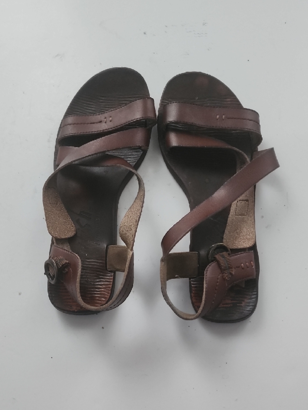 Blowfish Brown Strappy Leather Sandals - Picture 3 of 6